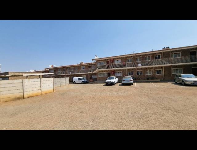 2 BEDROOM APARTMENT FOR SALE IN WITFIELD